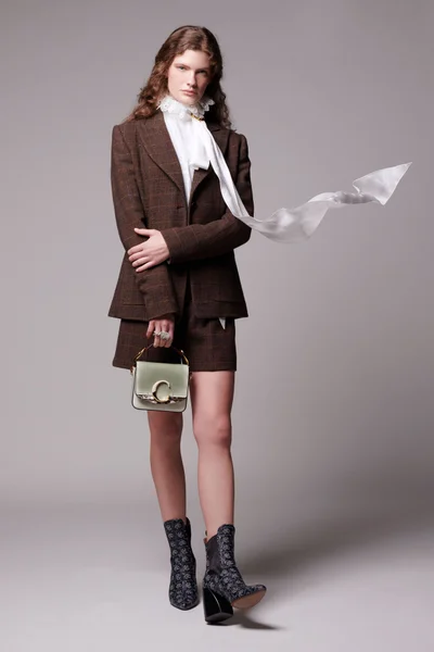 Look 3